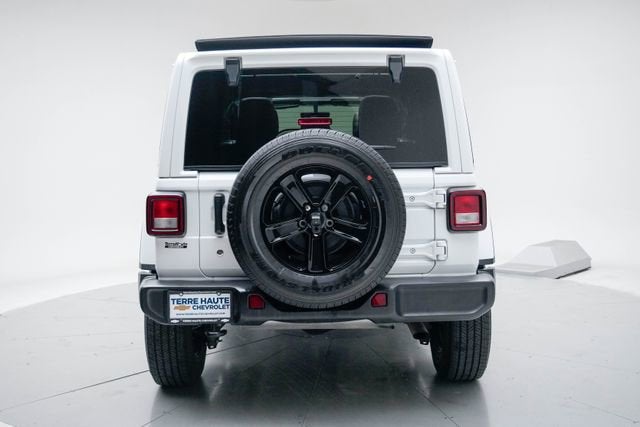 2019 Jeep Wrangler Unlimited Sahara Altitude 4x4