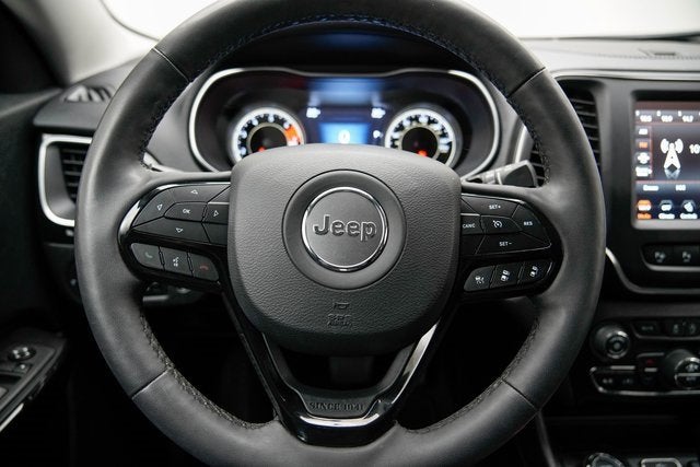 2023 Jeep Cherokee Altitude Lux