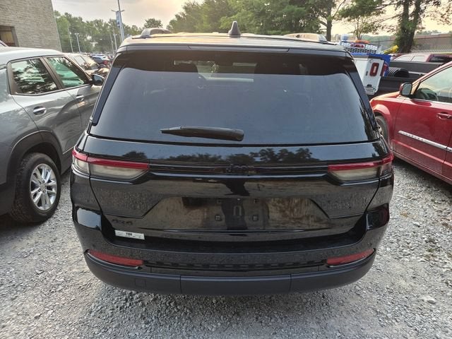 2023 Jeep Grand Cherokee Altitude 4x4