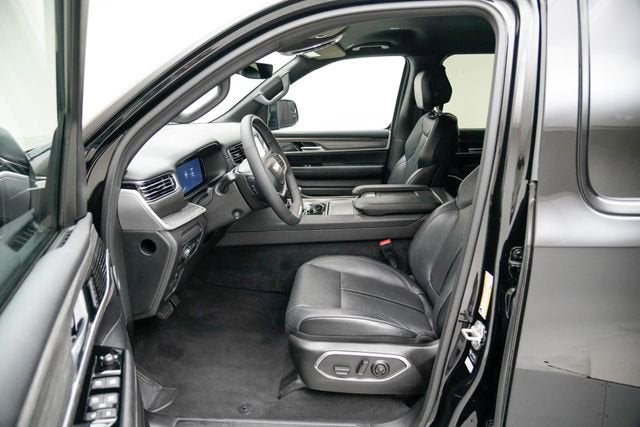 2024 Jeep Wagoneer L Series III