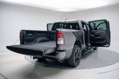 2022 RAM 1500 Big Horn Crew Cab 4x4 5'7" Box