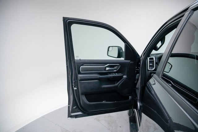 2022 RAM 1500 Big Horn Crew Cab 4x4 5'7" Box