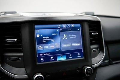 2022 RAM 1500 Big Horn Crew Cab 4x4 5'7" Box