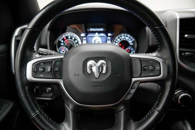 2022 RAM 1500 Big Horn Crew Cab 4x4 5'7" Box