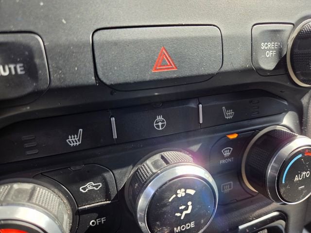 2019 RAM 1500 Big Horn/Lone Star Crew Cab 4x4 5'7" Box