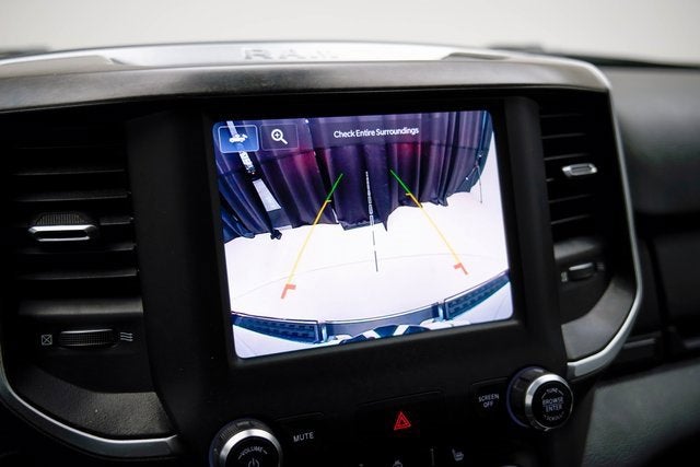 2022 RAM 1500 Big Horn Crew Cab 4x4 5'7" Box