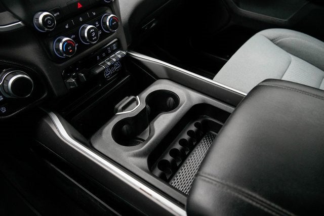 2022 RAM 1500 Big Horn Crew Cab 4x4 5'7" Box