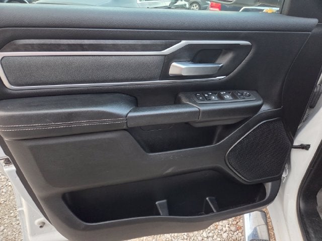 2022 RAM 1500 Big Horn Crew Cab 4x4 5'7" Box