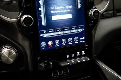 2021 RAM 1500 Laramie Crew Cab 4x4 5'7" Box