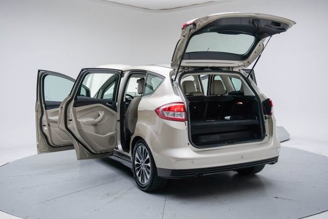 2017 Ford C-Max Energi Titanium