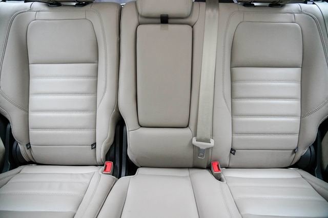 2017 Ford C-Max Energi Titanium