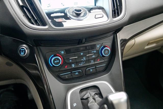 2017 Ford C-Max Energi Titanium