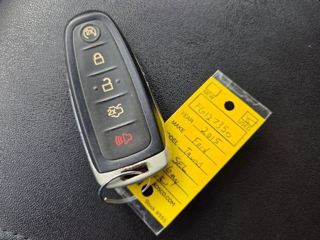 2015 Ford Taurus SEL