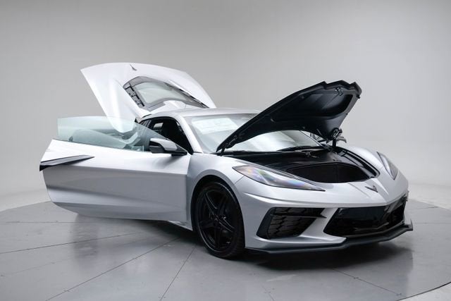 2026 Chevrolet Corvette Stingray 2LT