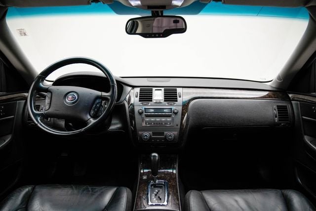 2011 Cadillac DTS Base