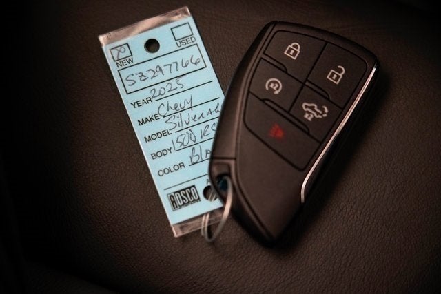 2025 Chevrolet Silverado 1500 RST