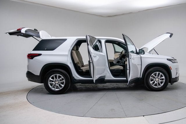 2022 Chevrolet Traverse LS