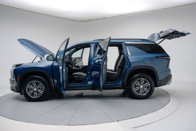 2024 Chevrolet Traverse LT