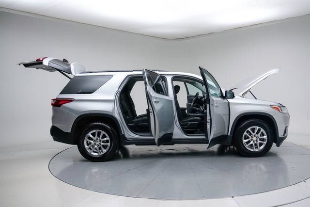2020 Chevrolet Traverse LT Cloth