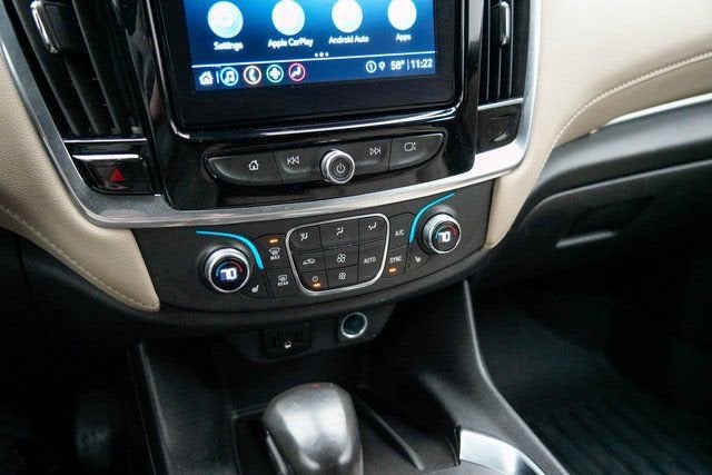 2022 Chevrolet Traverse LT Leather