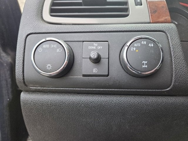 2009 Chevrolet Suburban LT w/2LT