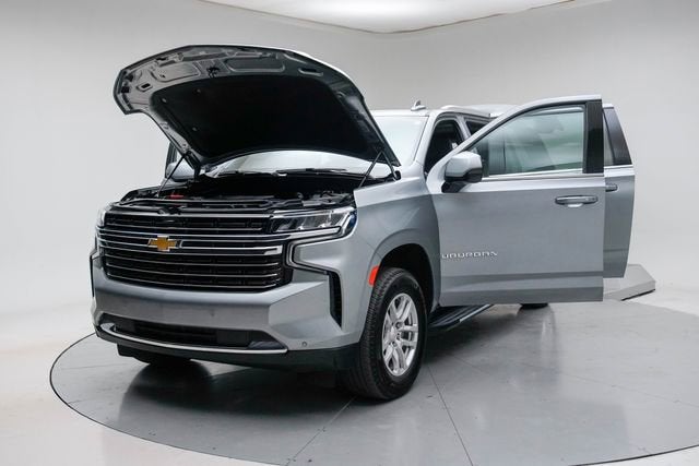 2024 Chevrolet Suburban LT