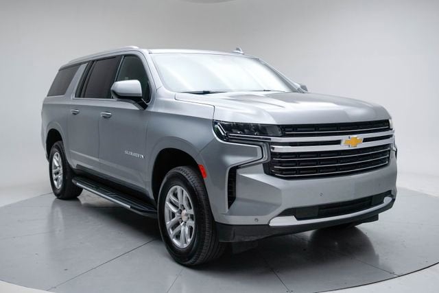 2024 Chevrolet Suburban LT