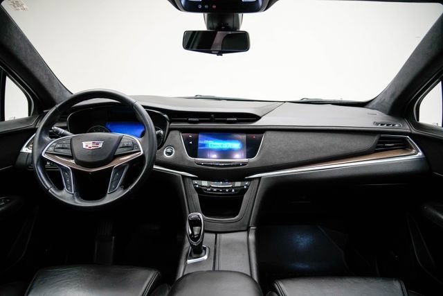 2017 Cadillac XT5 Platinum AWD