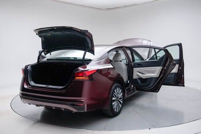 2024 Nissan Altima SV FWD