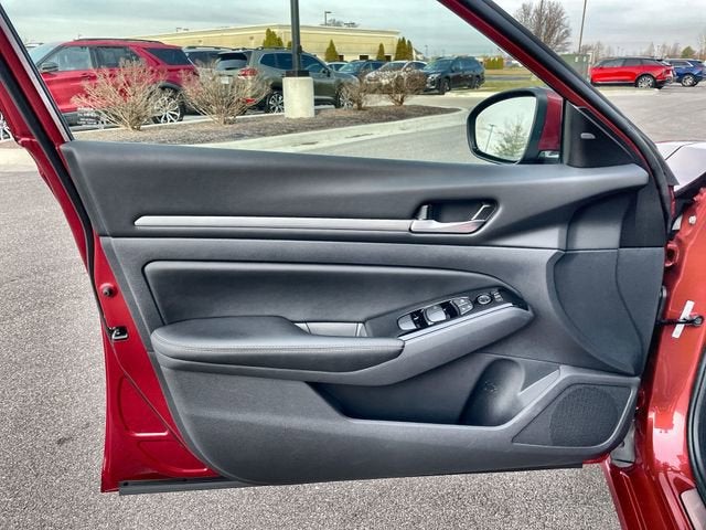 2024 Nissan Altima 2.5 SL