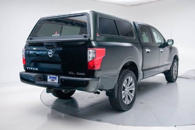 2019 Nissan TITAN SL