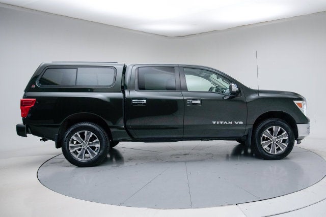2019 Nissan TITAN SL
