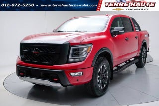 2021 Nissan TITAN Crew Cab PRO-4X 4x4