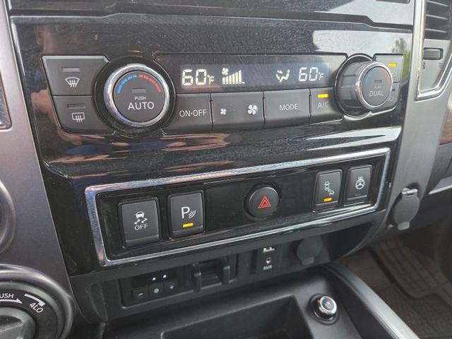 2017 Nissan TITAN XD Platinum Reserve Diesel