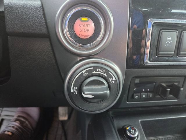 2017 Nissan TITAN XD Platinum Reserve Diesel