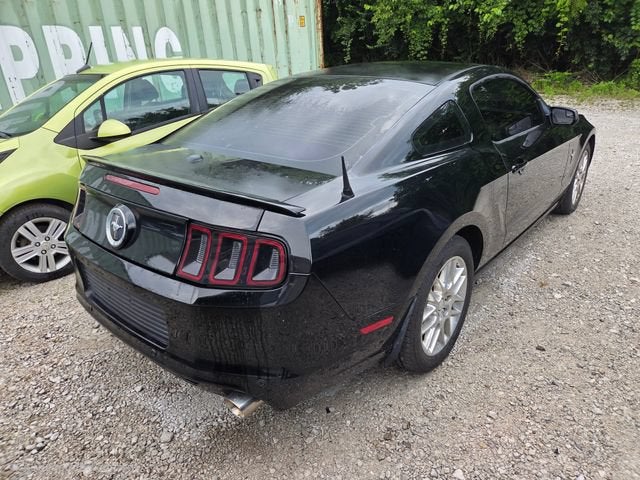 2013 Ford Mustang V6