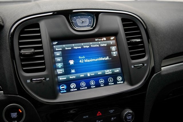 2023 Chrysler 300 300S