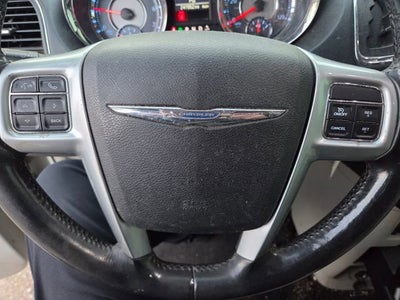 2012 Chrysler Town & Country Touring-L