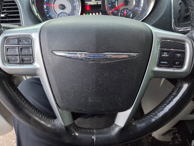 2012 Chrysler Town & Country Touring-L