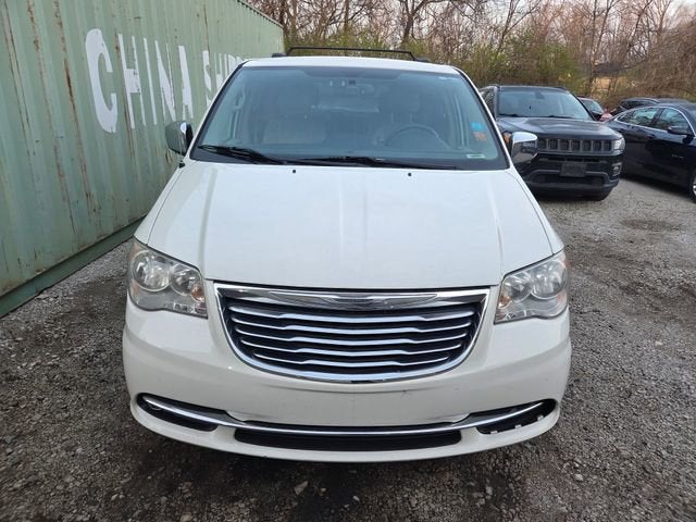 2012 Chrysler Town & Country Touring-L