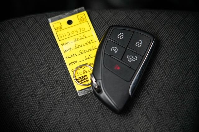 2025 Chevrolet Silverado 1500 LT