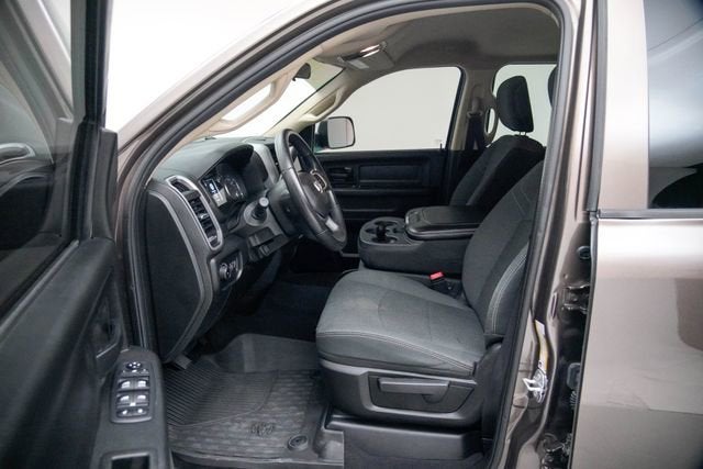 2020 RAM 3500 Tradesman Crew Cab 4x4 8' Box