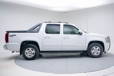 2011 Chevrolet Avalanche LT
