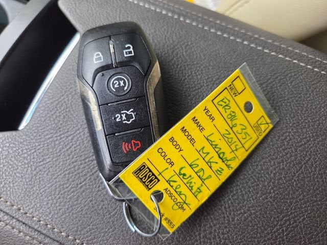 2014 Lincoln MKZ Base