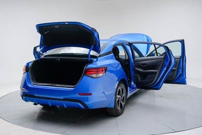 2024 Nissan Sentra SV Xtronic CVT