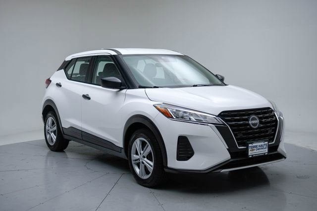 2022 Nissan Kicks S Xtronic CVT