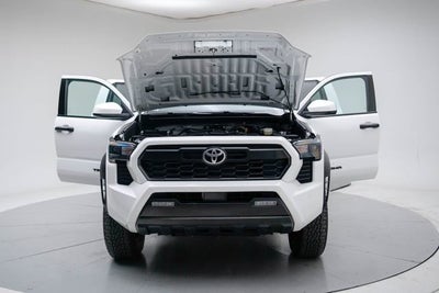 2024 Toyota Tacoma 4WD SR5