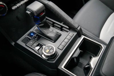 2024 Toyota Tacoma 4WD SR5