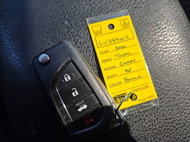 2020 Toyota Camry SE