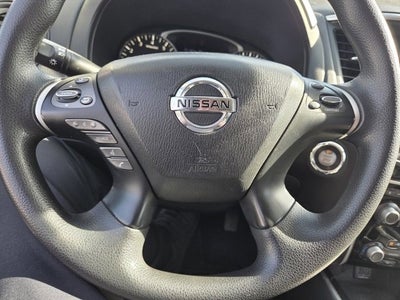 2019 Nissan Pathfinder S